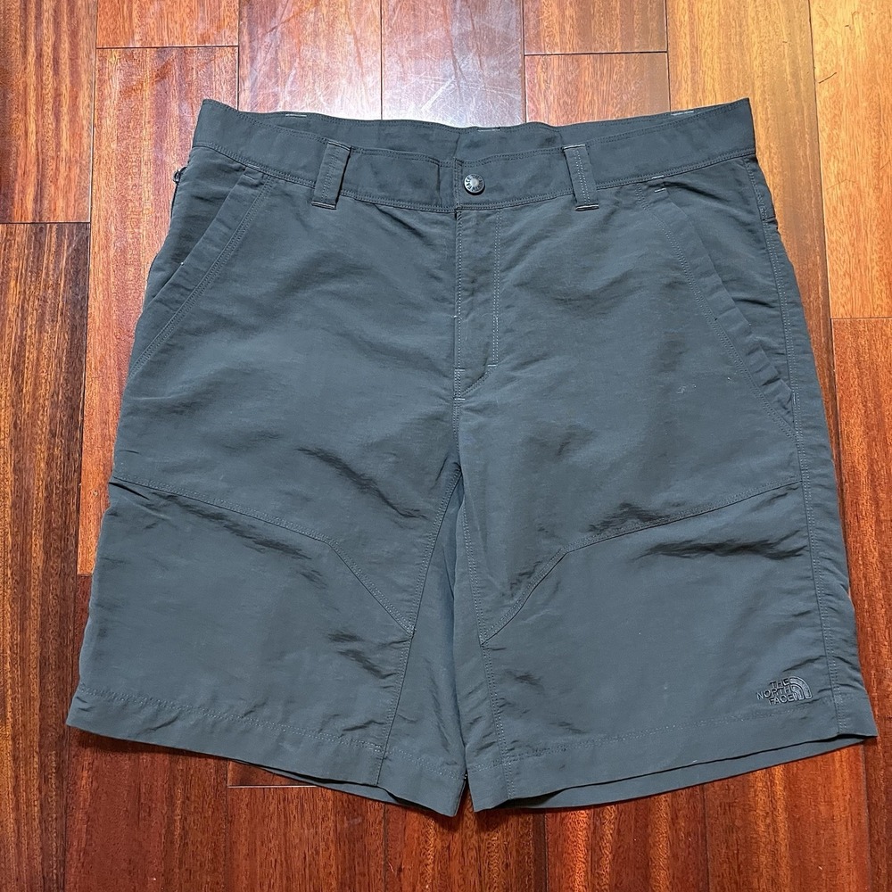 The North Face Shorts Mens 36 10" Inseam Gray Nylon Performance Hiking Outdoors